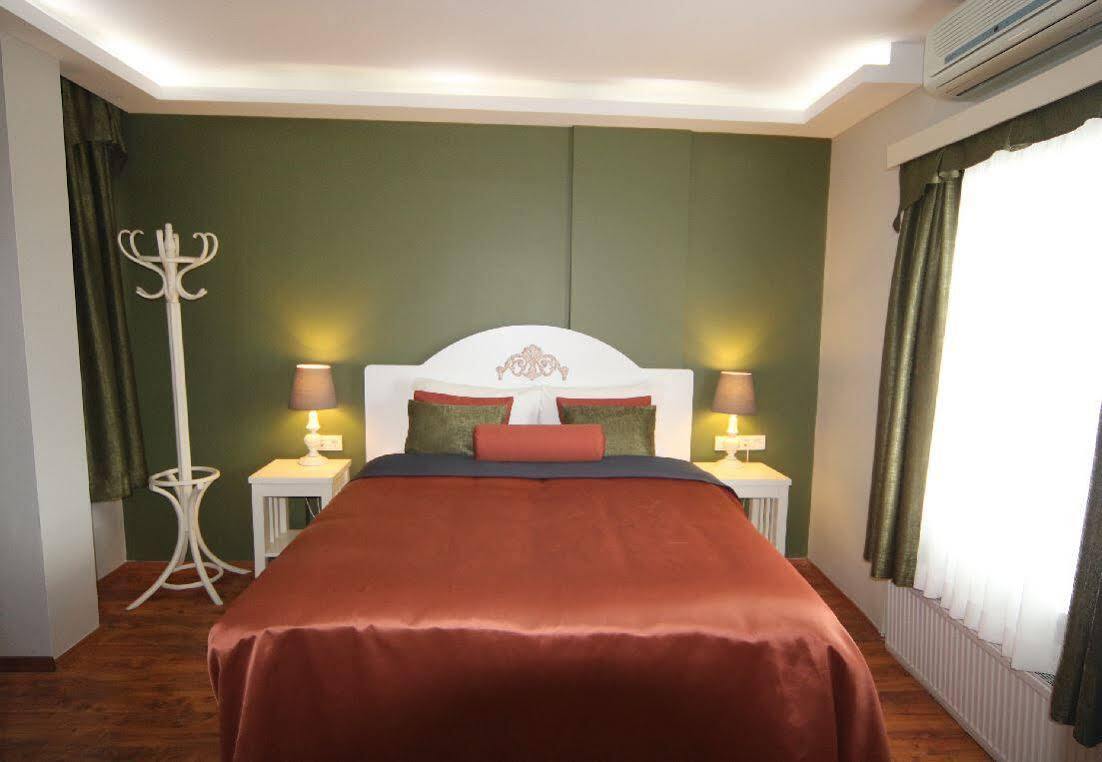 Away Suites Istanbul Bagian luar foto