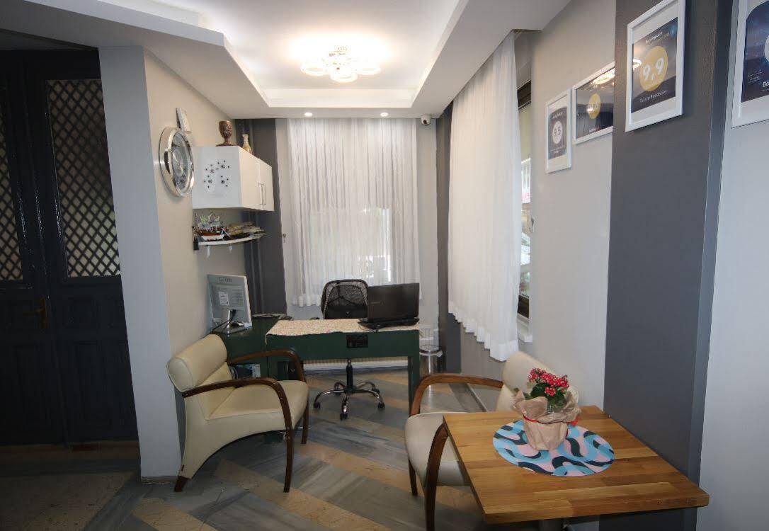 Away Suites Istanbul Bagian luar foto